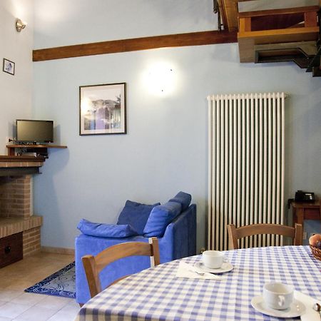 Country House Angelo Blu Urbania Ruang foto