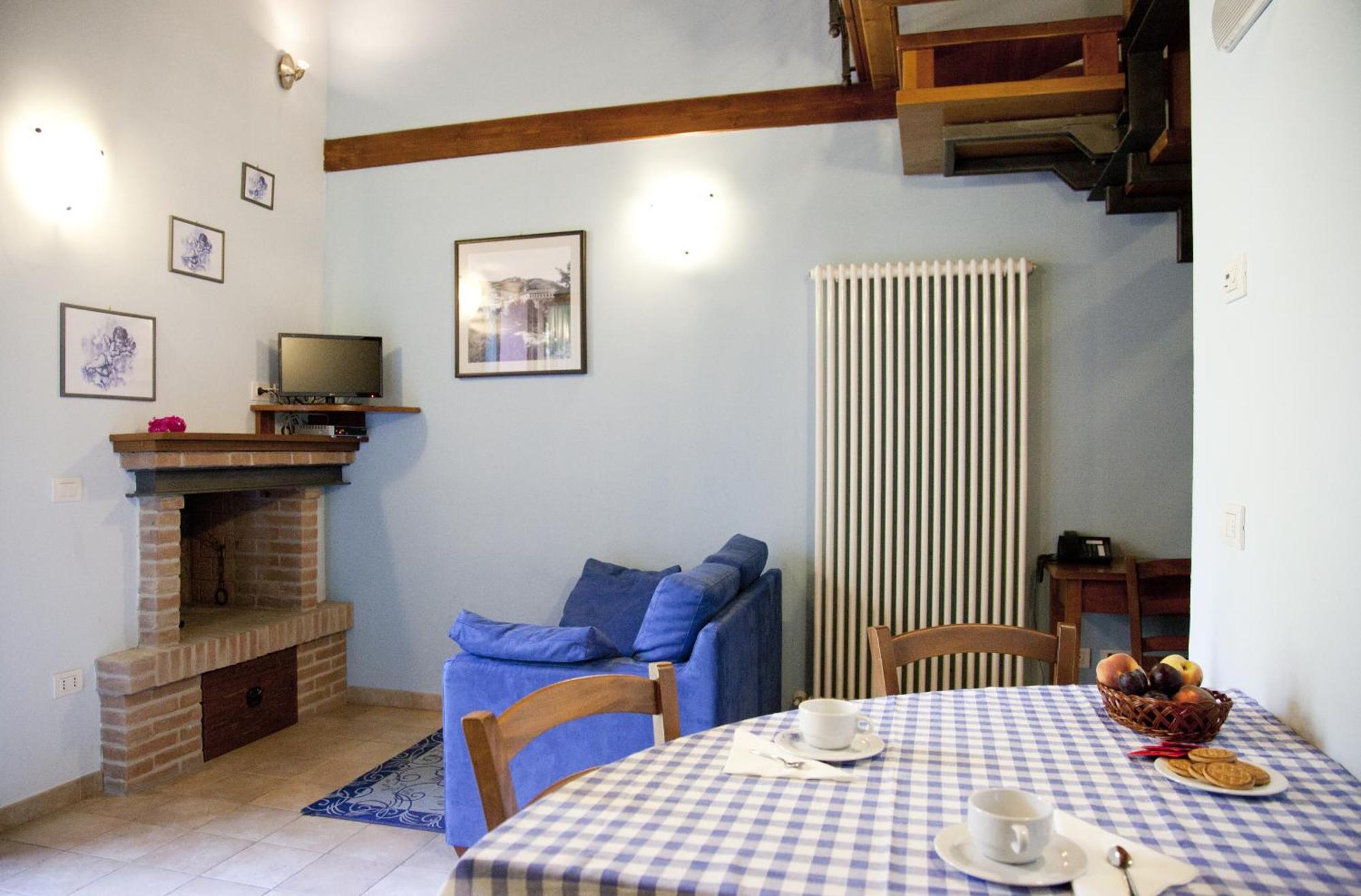 Country House Angelo Blu Urbania Ruang foto