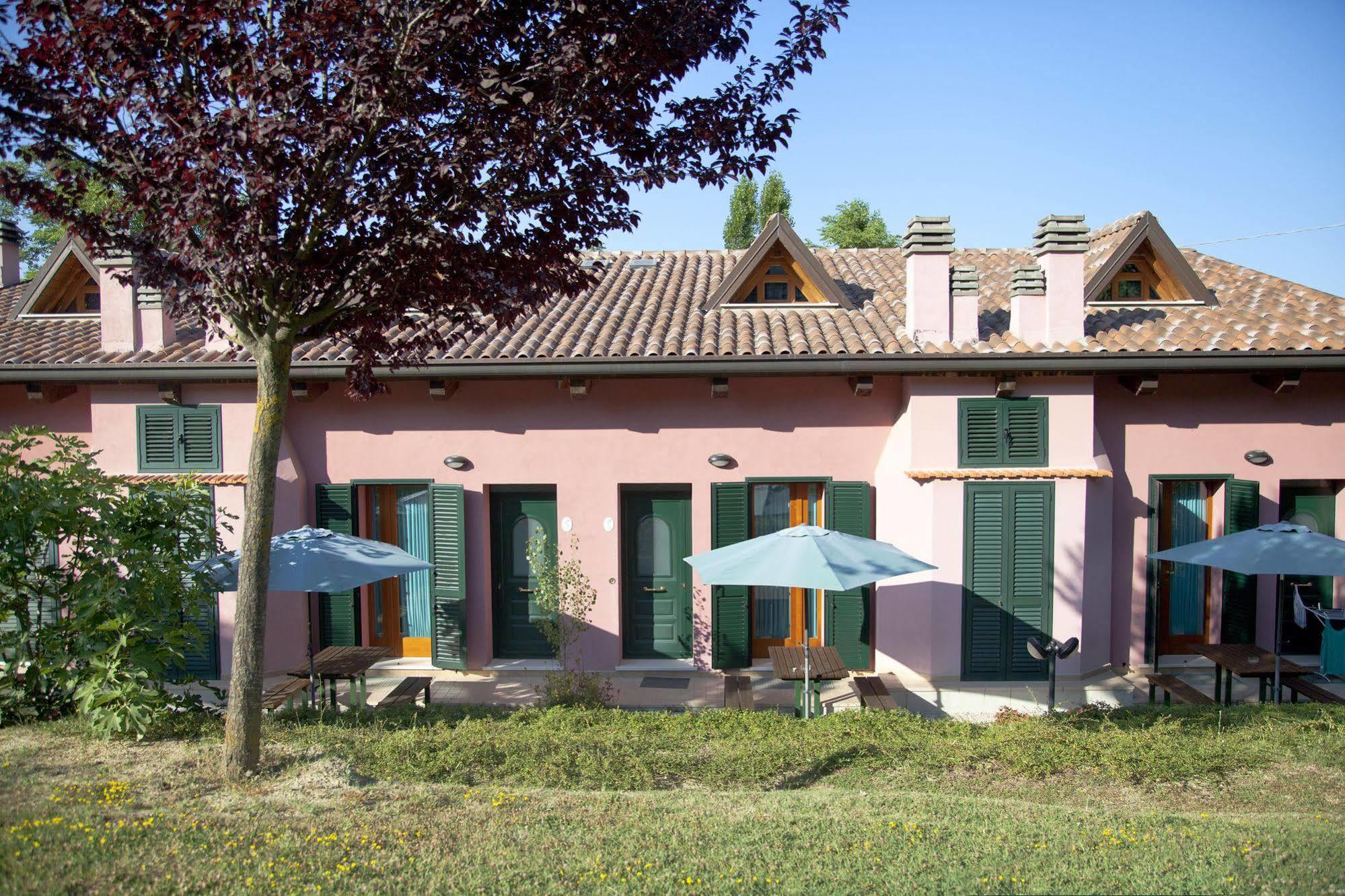 Country House Angelo Blu Urbania Bagian luar foto
