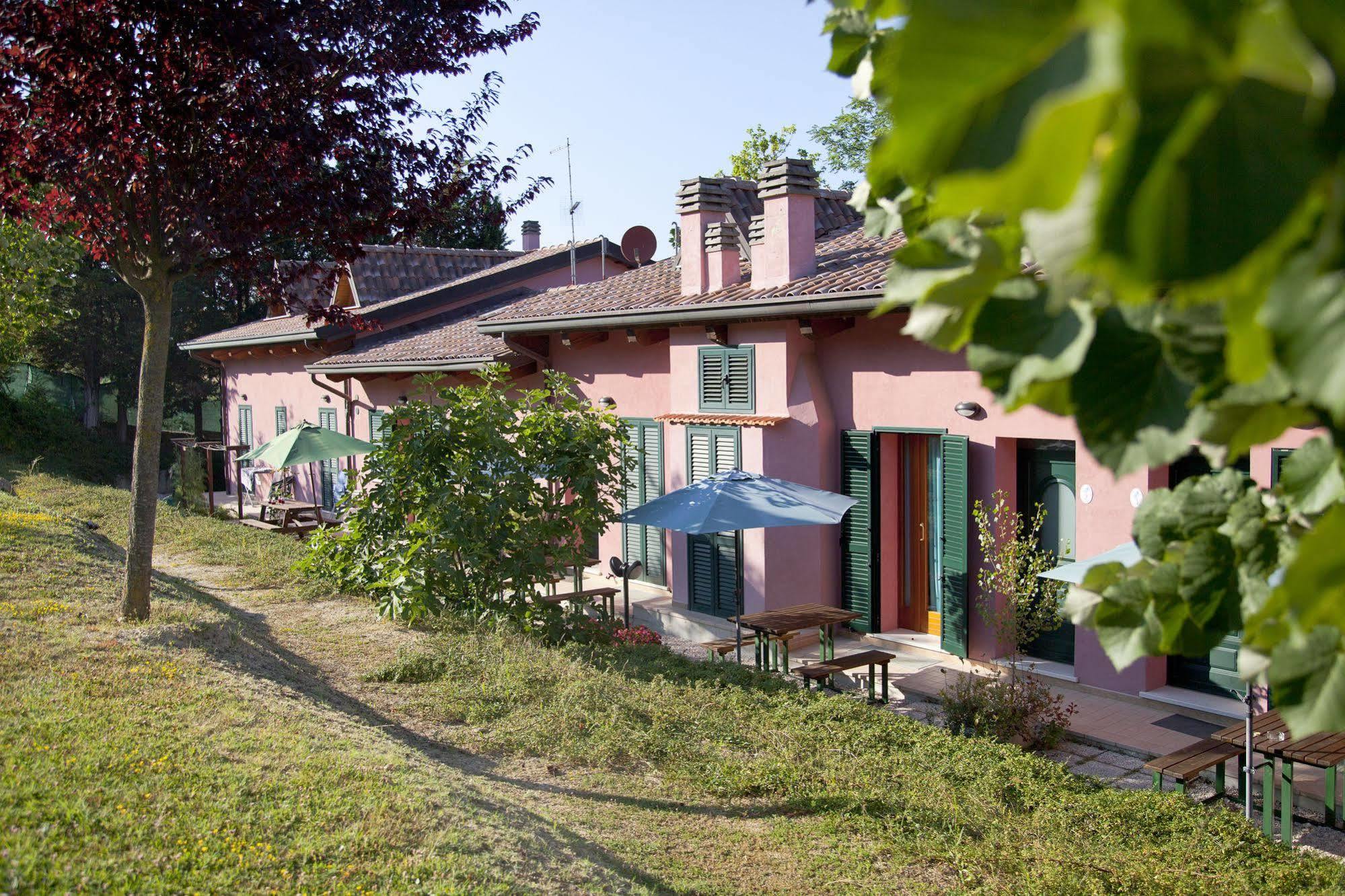 Country House Angelo Blu Urbania Bagian luar foto