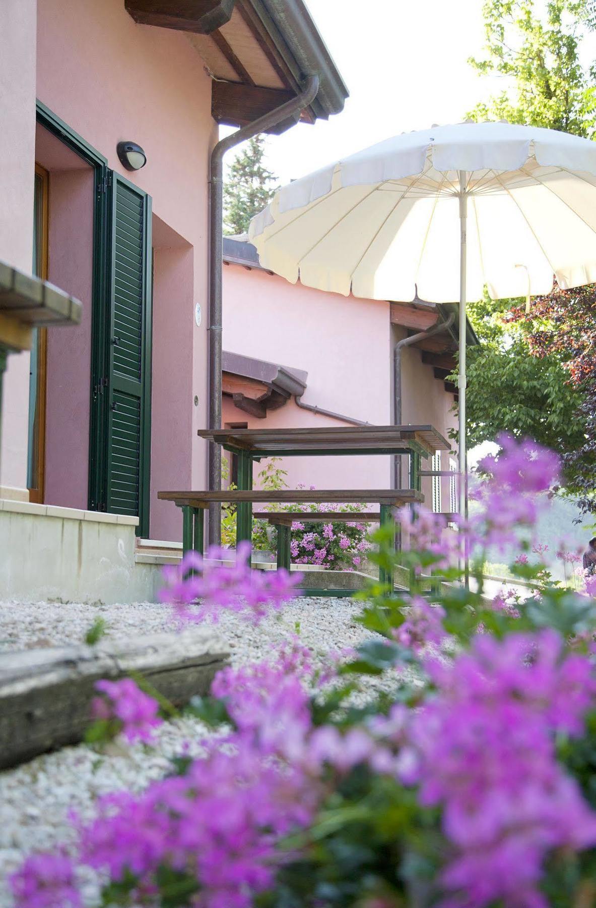 Country House Angelo Blu Urbania Bagian luar foto